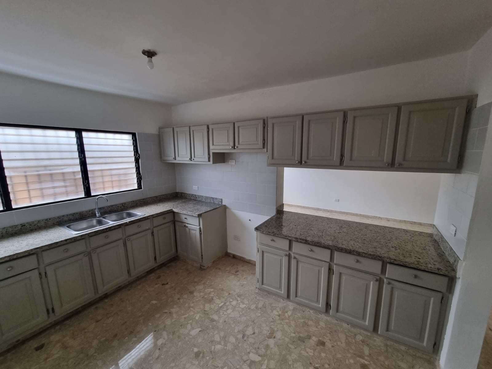 Apartamento en Alquiler en Gazcue Foto 7298016-5.jpg