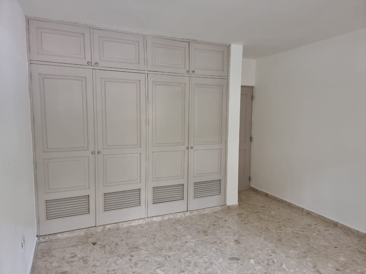Apartamento en Alquiler en Gazcue Foto 7298016-8.jpg