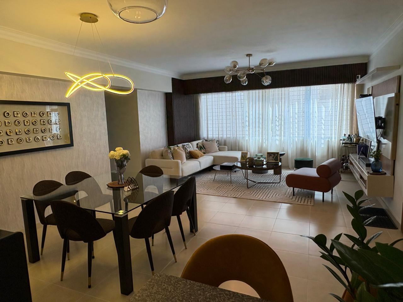 Apartamento con Línea Blanca en Venta en Evaristo Morales Foto 7298027-6.jpg