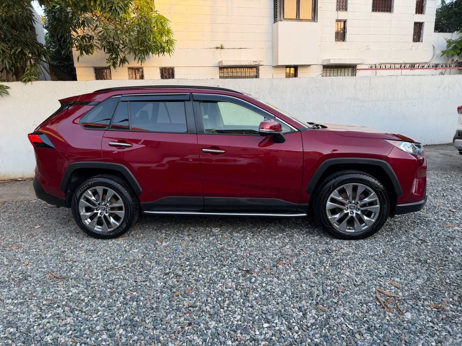 toyota rav4 2020 limited  Foto 7298028-3.jpg