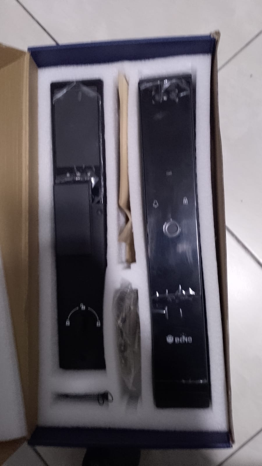 CERRADURA SMART PARA PUERTAS CON CAMARA P20 830-16023 APP TUYA Foto 7298385-1.jpg