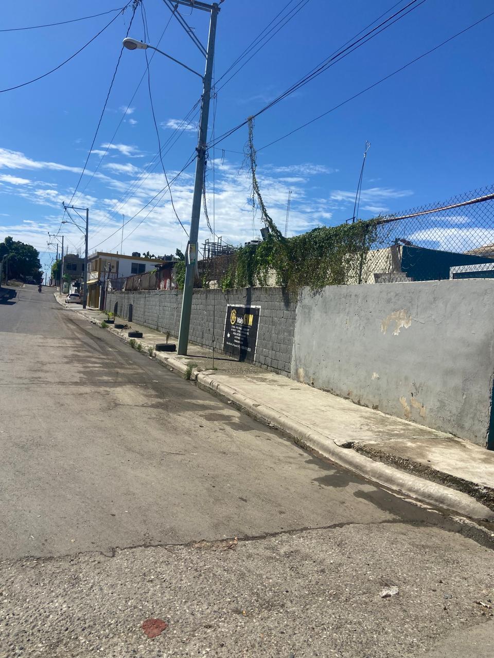 Solar comercial 2500 metros ideal para Naves y compañía  Foto 7298389-4.jpg