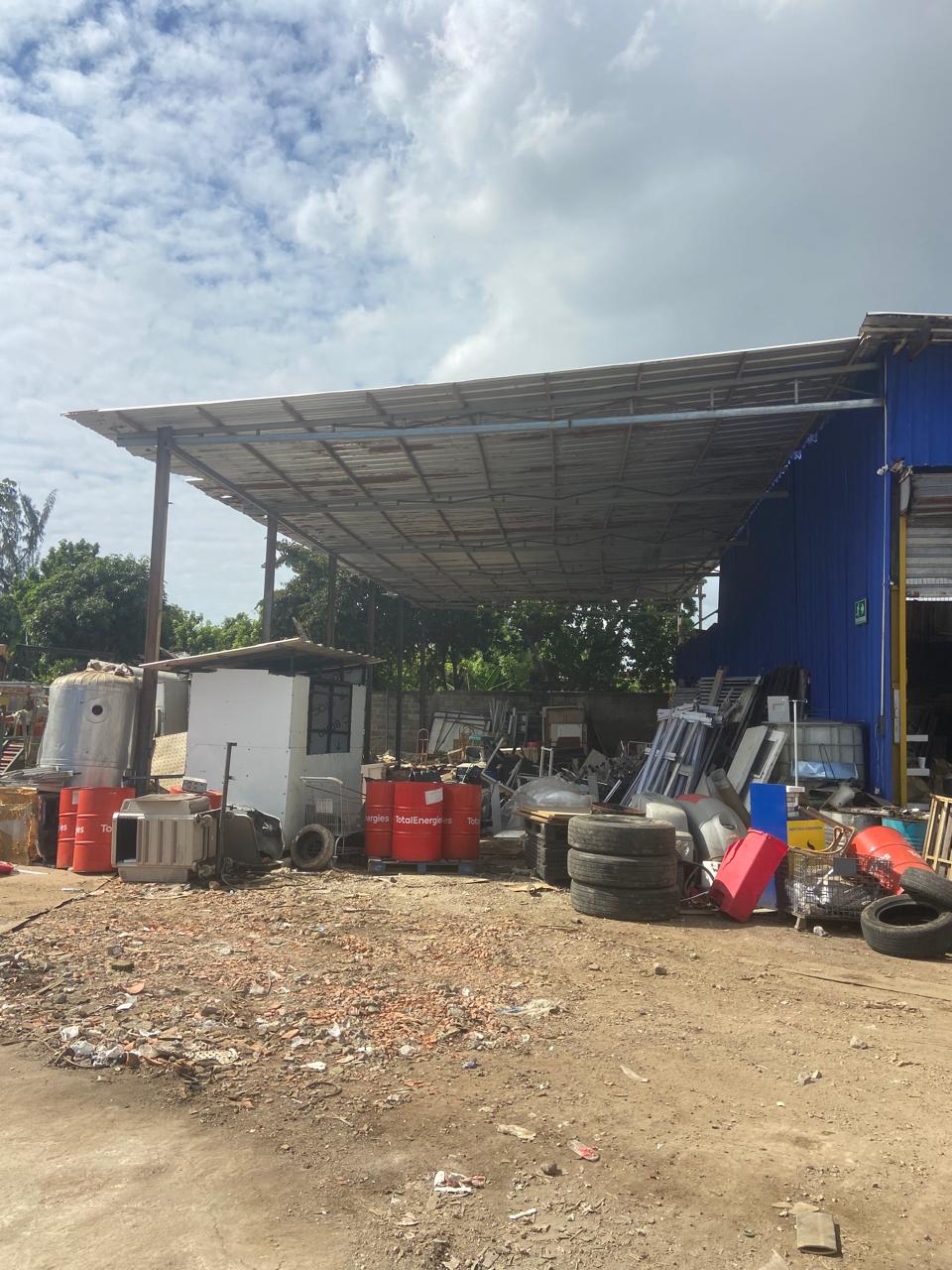 Solar comercial 2500 metros ideal para Naves y compañía  Foto 7298389-7.jpg