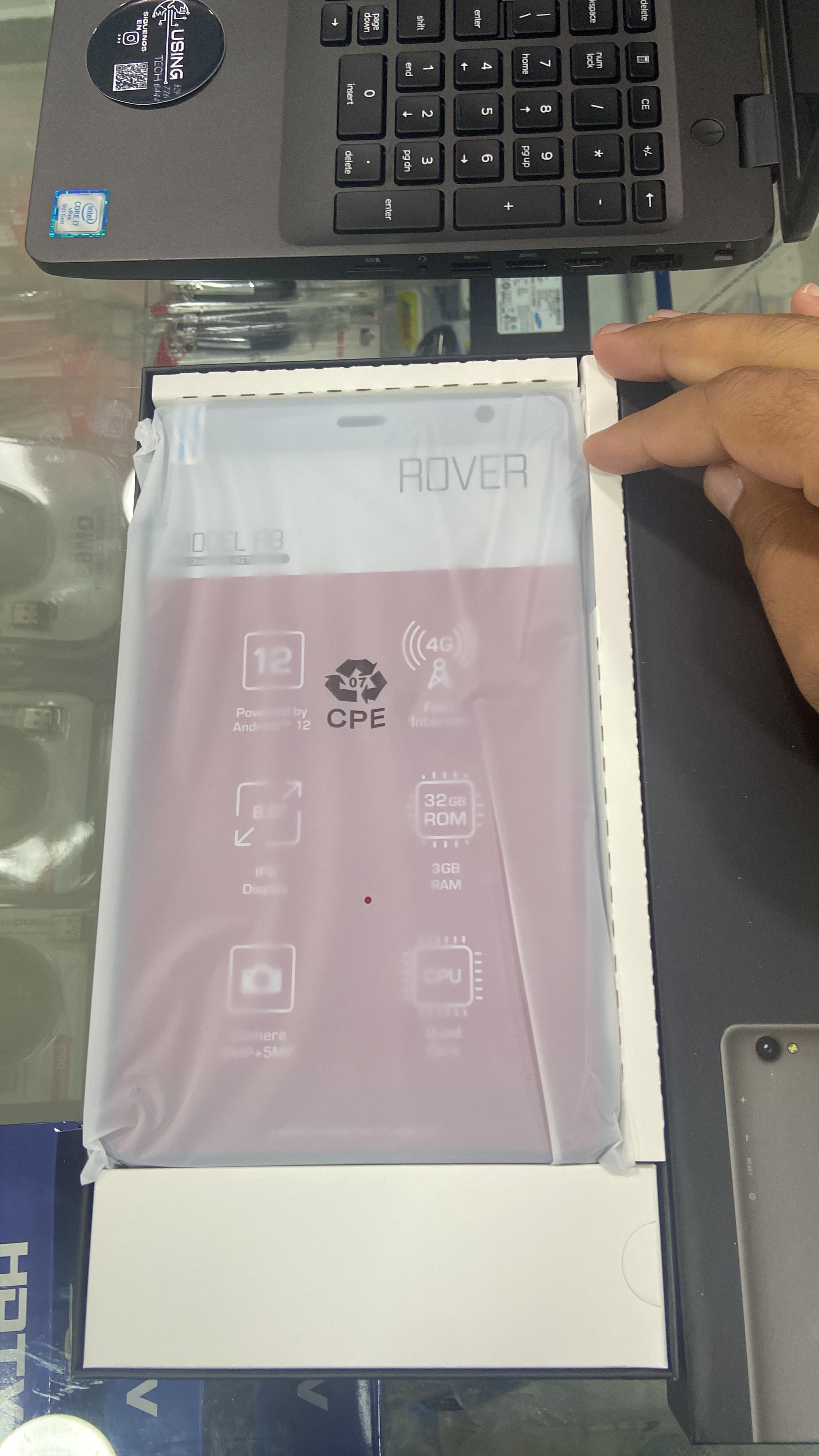 TABLET ROVER 00 Foto 7298725-3.jpg