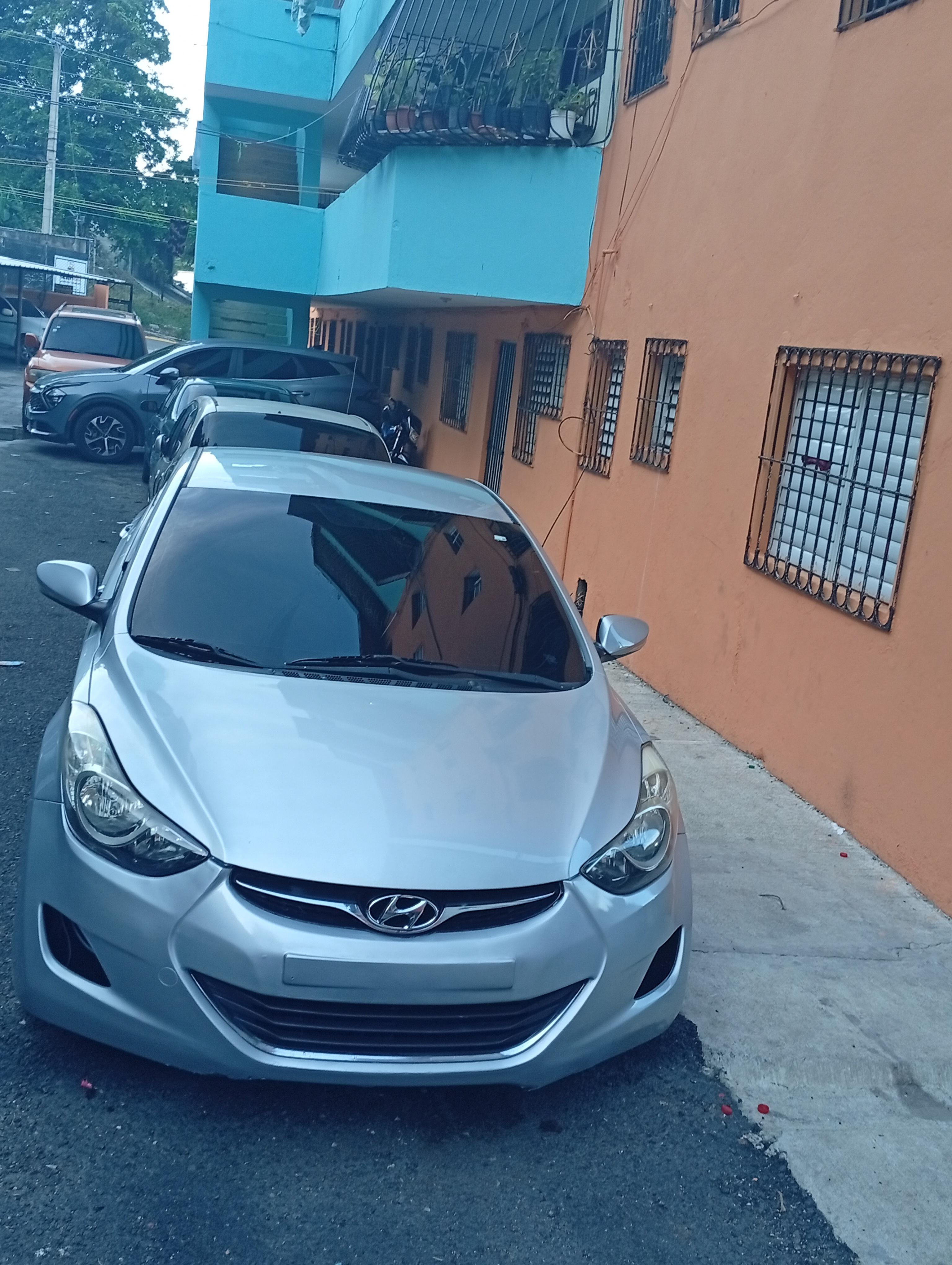 Hyundai Avante 2013 Lpi el más económico del mercado Foto 7298752-2.jpg