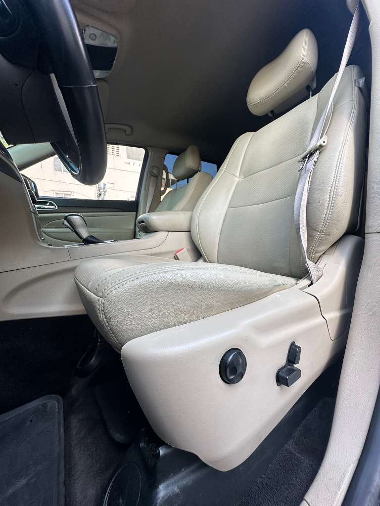Jeep Grand Cherokee Laredo 2016 Foto 7299036-8.jpg