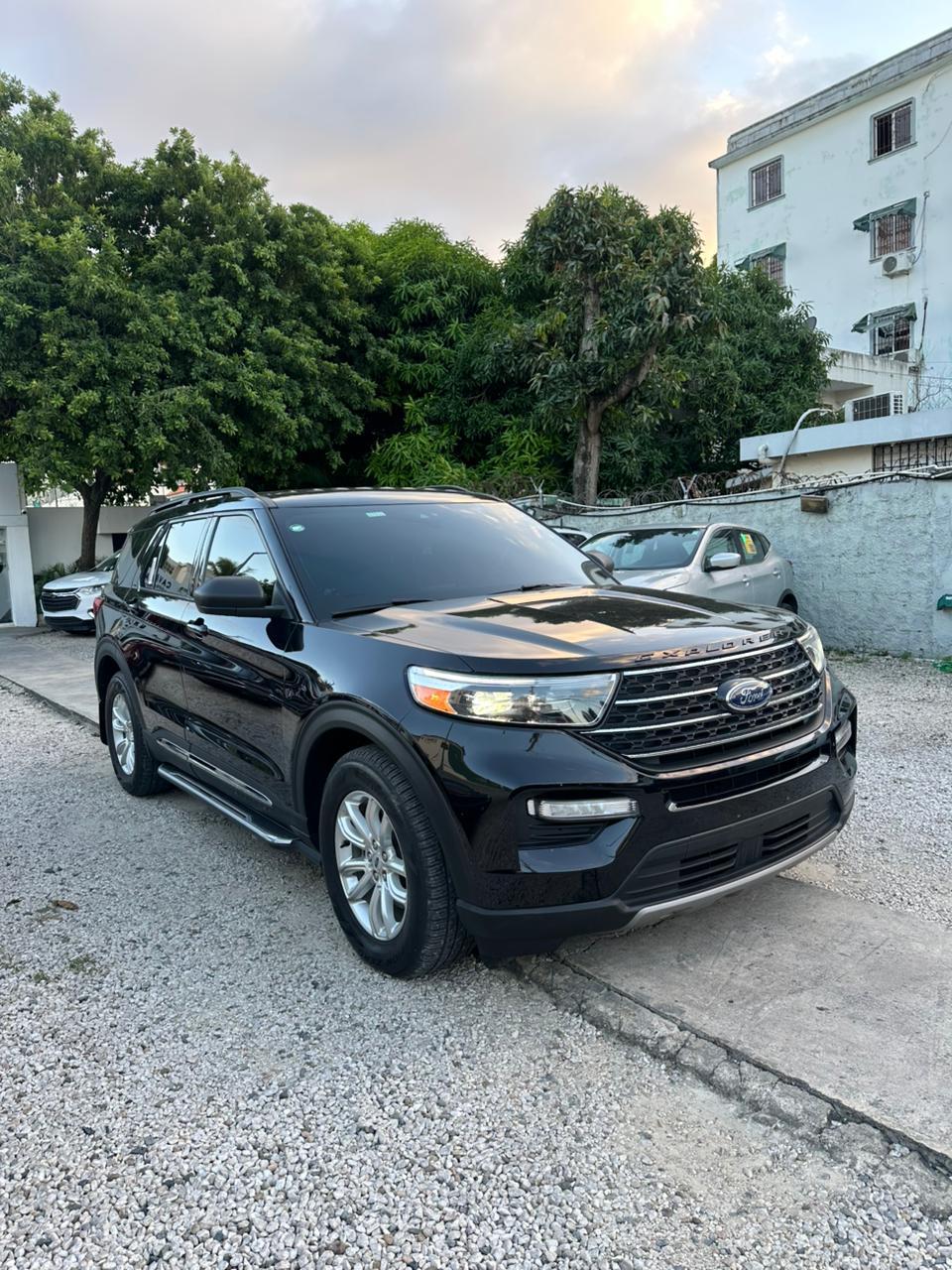 Ford Explorer XLT 4WD 2023 Foto 7299038-10.jpg