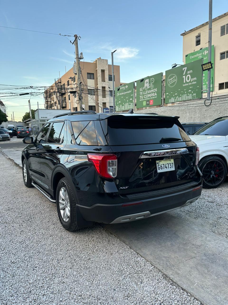 Ford Explorer XLT 4WD 2023 Foto 7299038-2.jpg