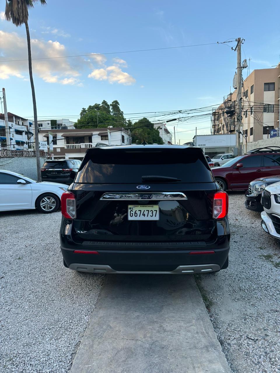 Ford Explorer XLT 4WD 2023 Foto 7299038-3.jpg