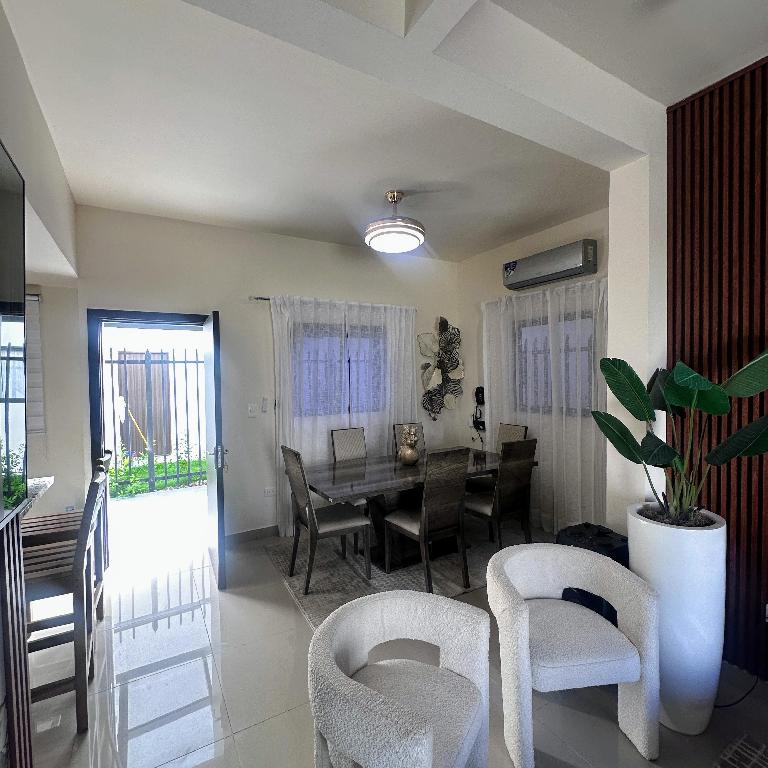 Villa amueblada en venta en Punta cana  Foto 7299040-7.jpg