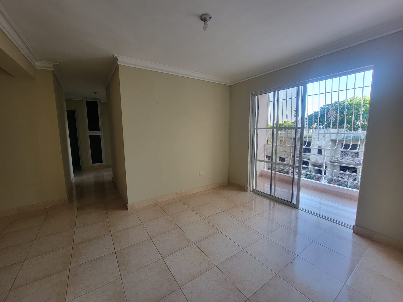 RENTO APARTAMENTO 3ER. NIVEL AUT SAN ISIDRO STO. DGO. ESTE. Foto 7299073-2.jpg