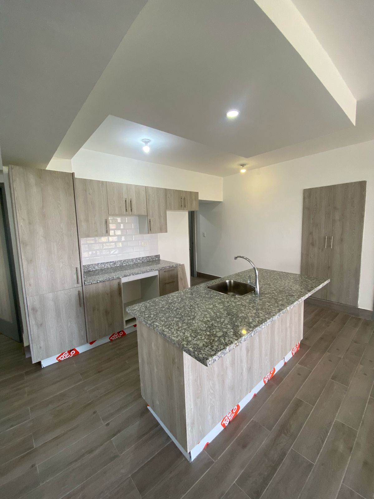 Vendo hermoso apartamento en JUAN DOLIO  Foto 7299412-11.jpg
