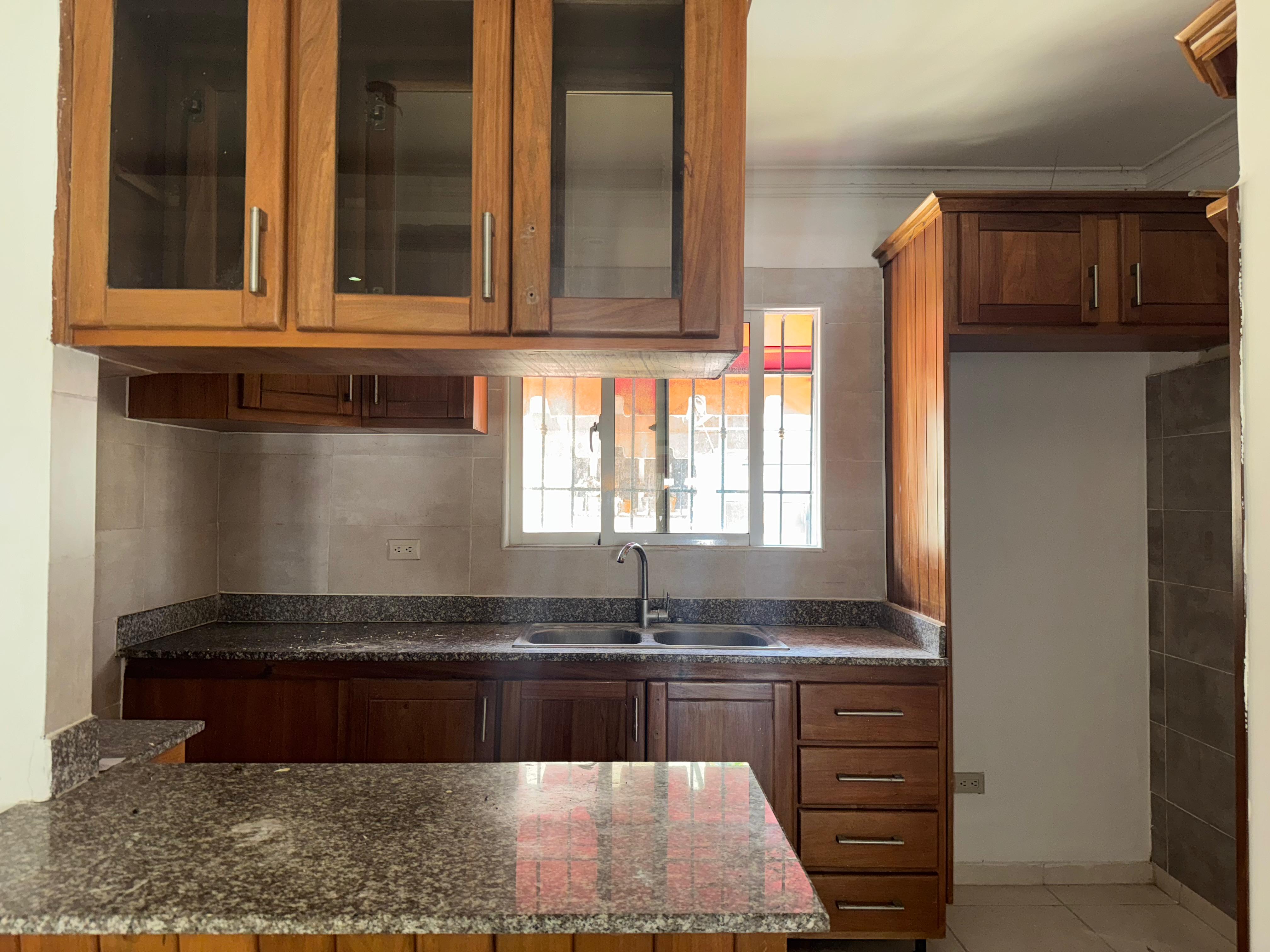 ALQUILER DE HERMOSO APARTAMENTO EN RESIDENCIAL  CIUDAD REAL II   Foto 7299471-3.jpg