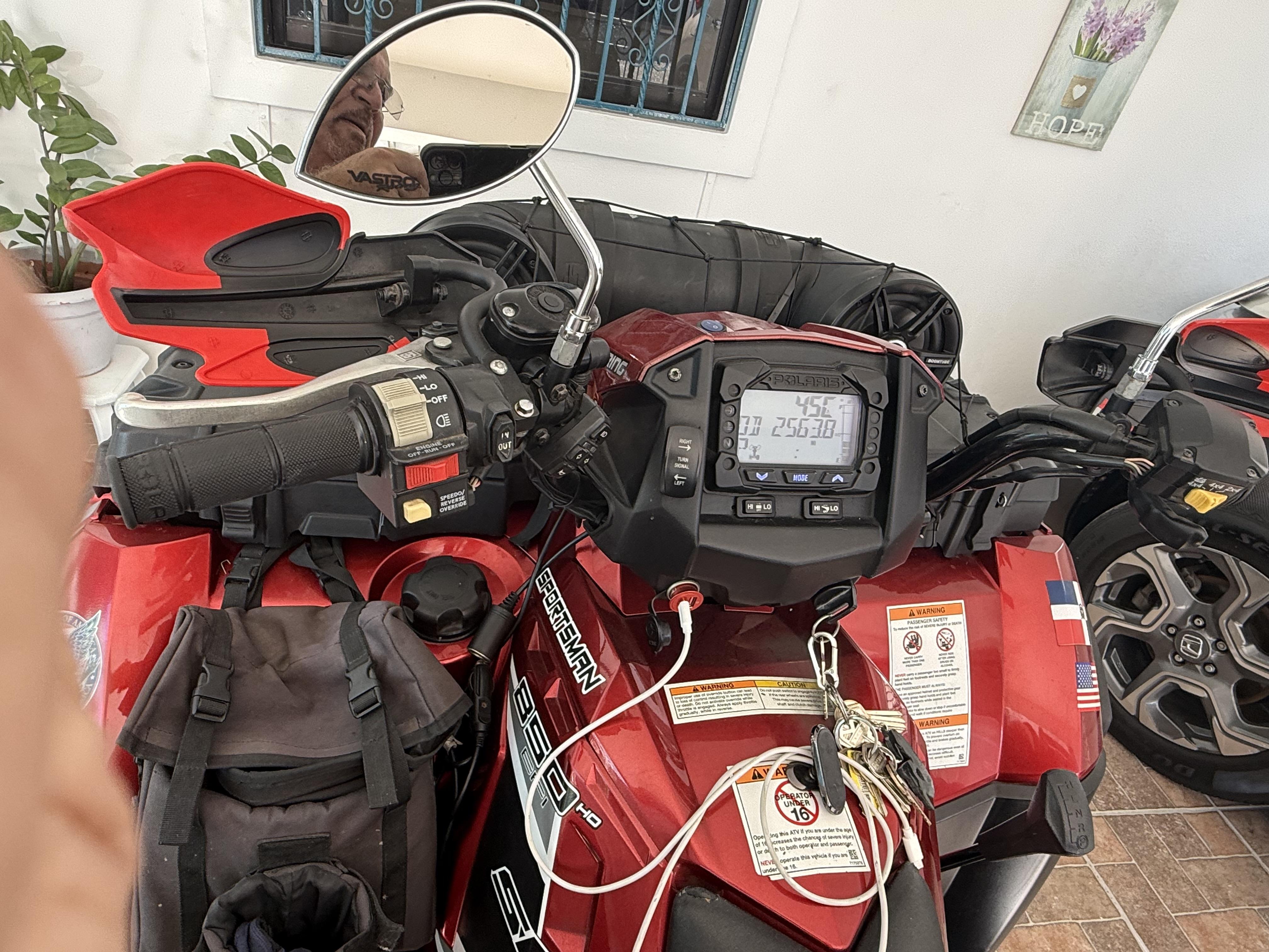 Atv polaris sportsamn turing 850 Foto 7299569-5.jpg