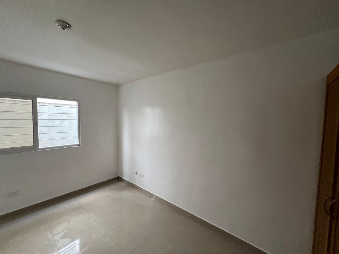 Apartamento en Venta en el Ensanche Isabelita. Foto 7299841-4.jpg