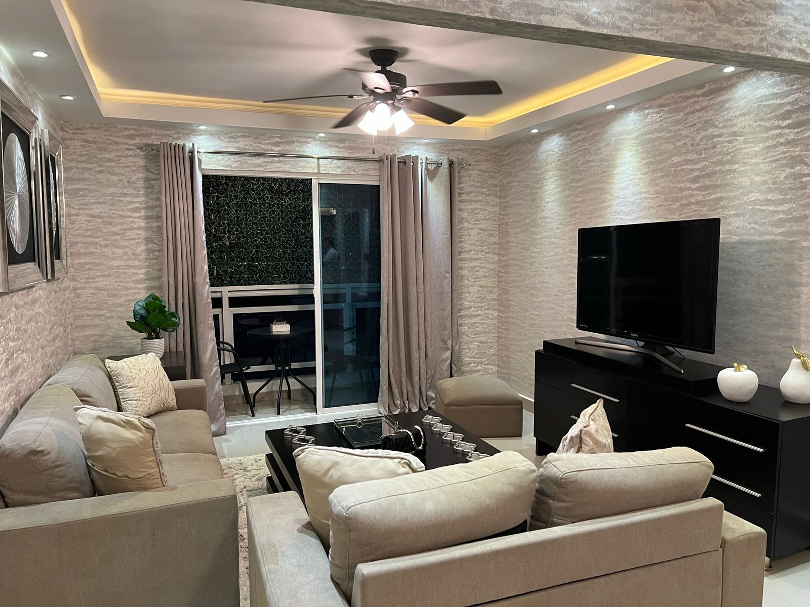 Apartamento en Venta en el Ensanche Isabelita. Foto 7299843-10.jpg