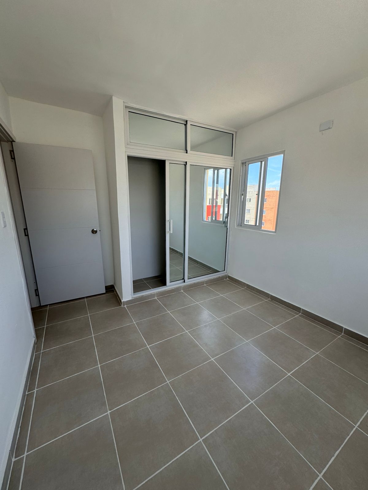 Apartamento en Venta en la Av. Hipica con La Ecologica. Foto 7299868-1.jpg