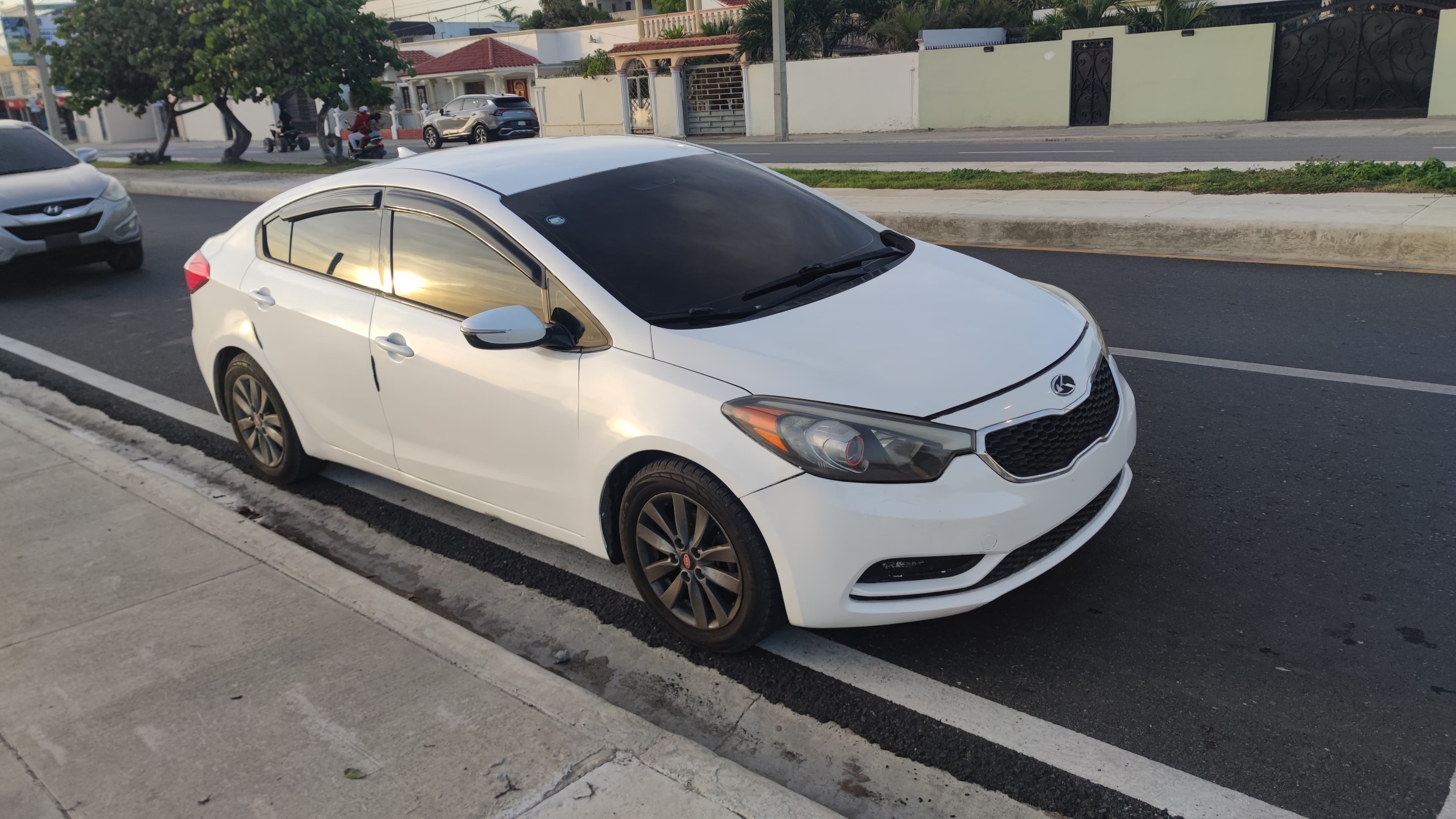 Kia Forte 2014 Gasolina en San Pedro de Macorís Foto 7299888-11.jpg