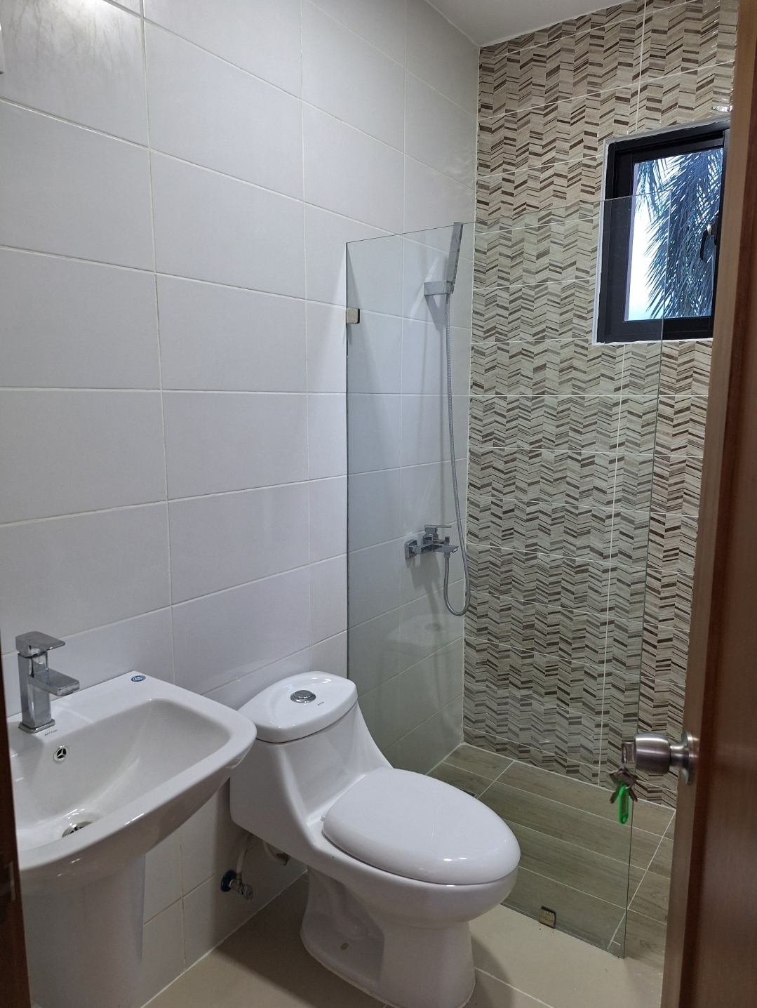 ???? APARTAMENTO DE LUJO EN ALQUILER – 2DO PISO ???? Foto 7299897-11.jpg