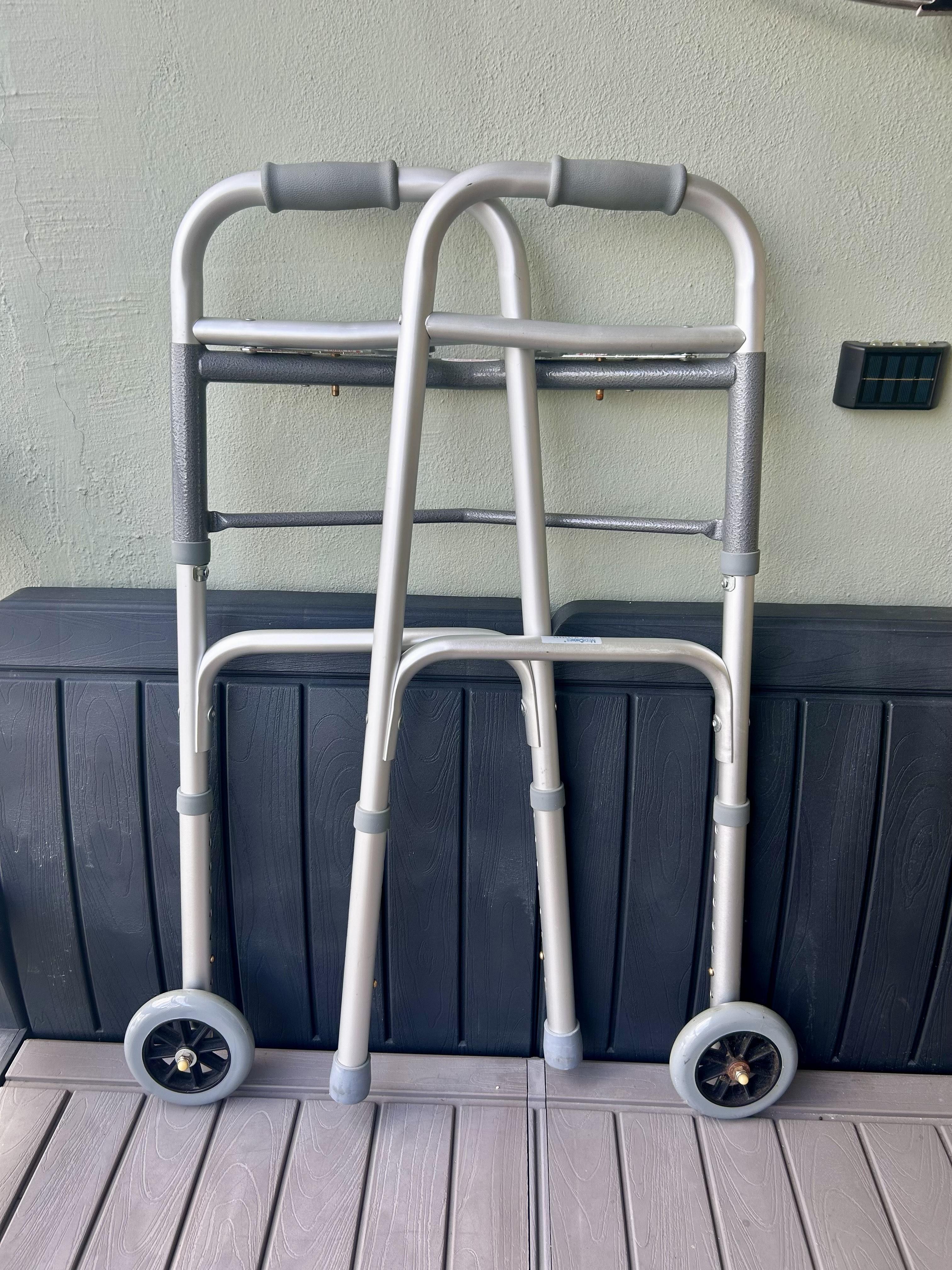 Andador para Adultos con Movilidad Limitada Foto 7299908-2.jpg
