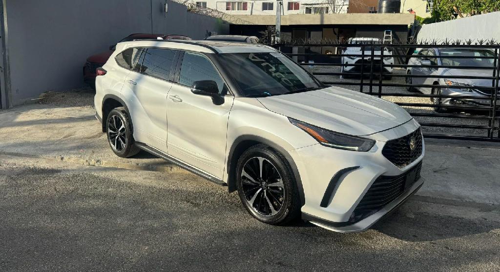 Toyota Highlander 2022 XSE AWD Foto 7299911-1.jpg