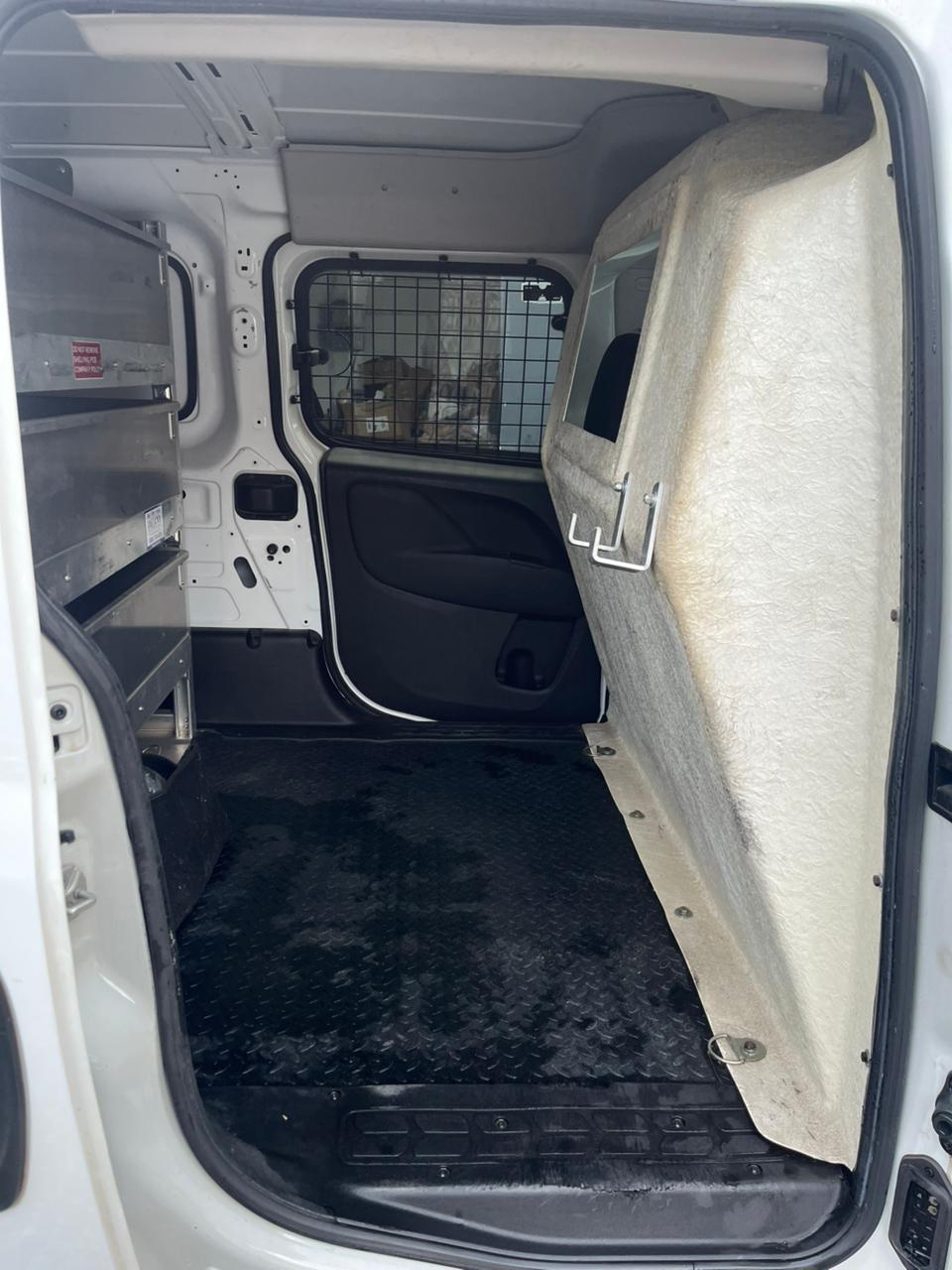DODGE RAM PROMASTER CITY 2019 Foto 7300050-2.jpg