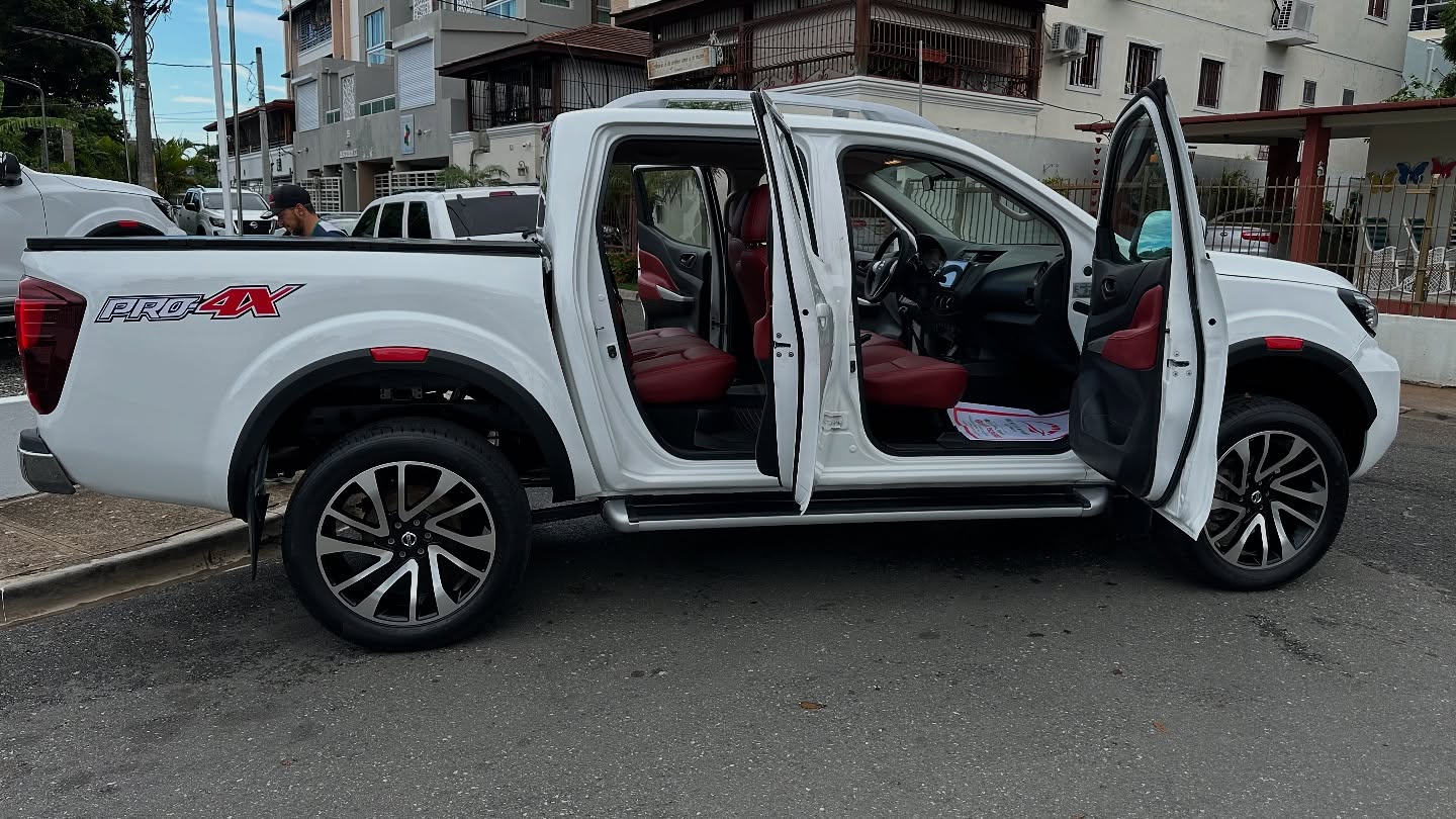 Nissan Frontier 2020 Foto 7300106-5.jpg