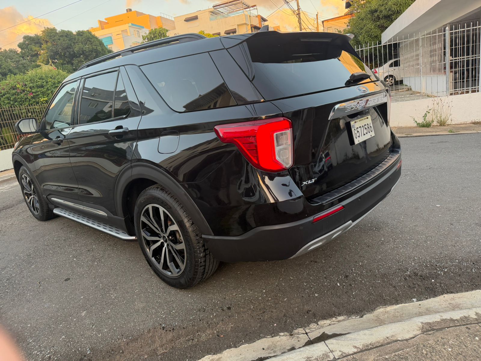 FORD EXPLORER XLT 2021 Foto 7300469-6.jpg