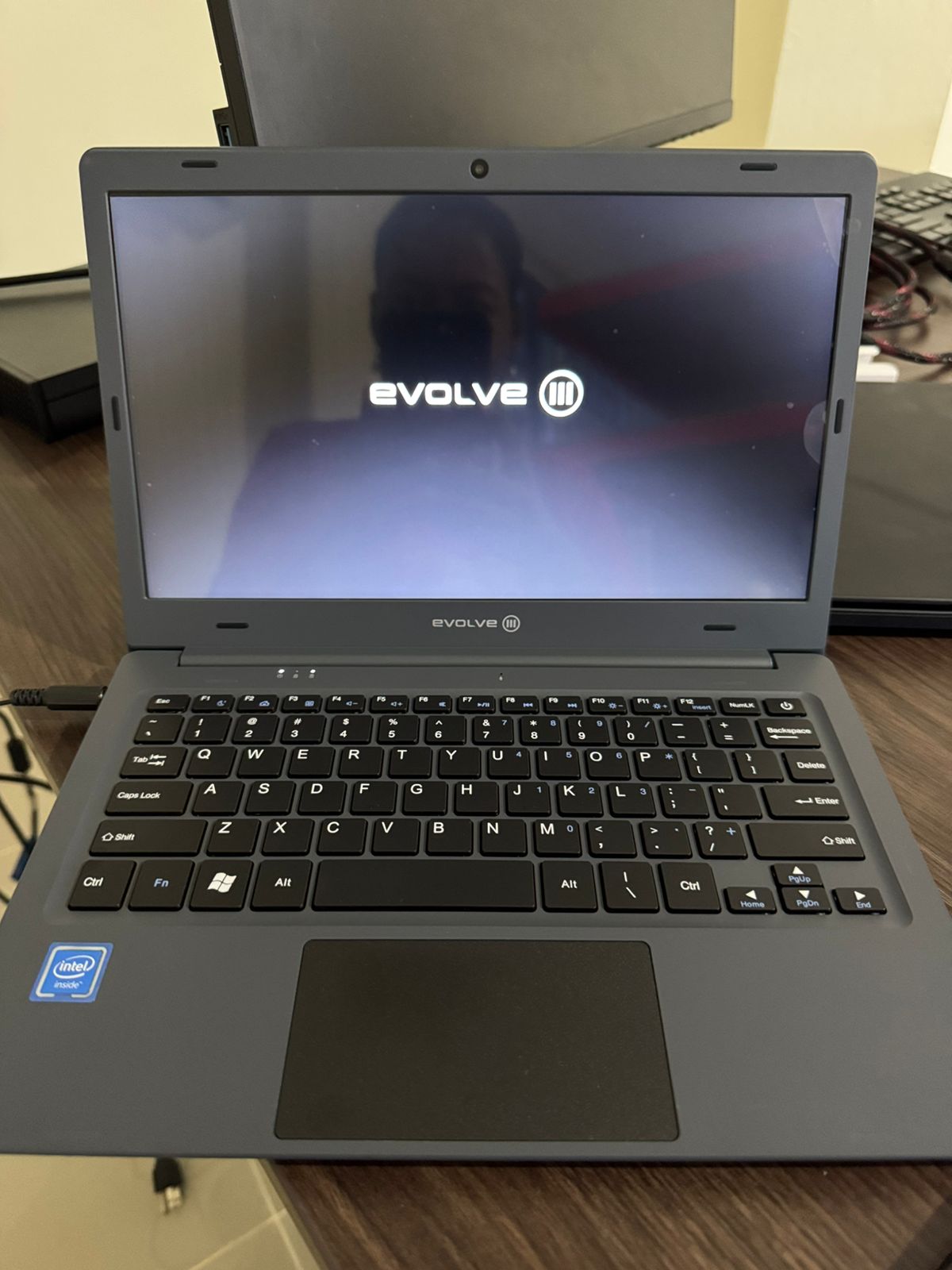 EVOLVE MINI LAPTOP  Foto 7300879-3.jpg