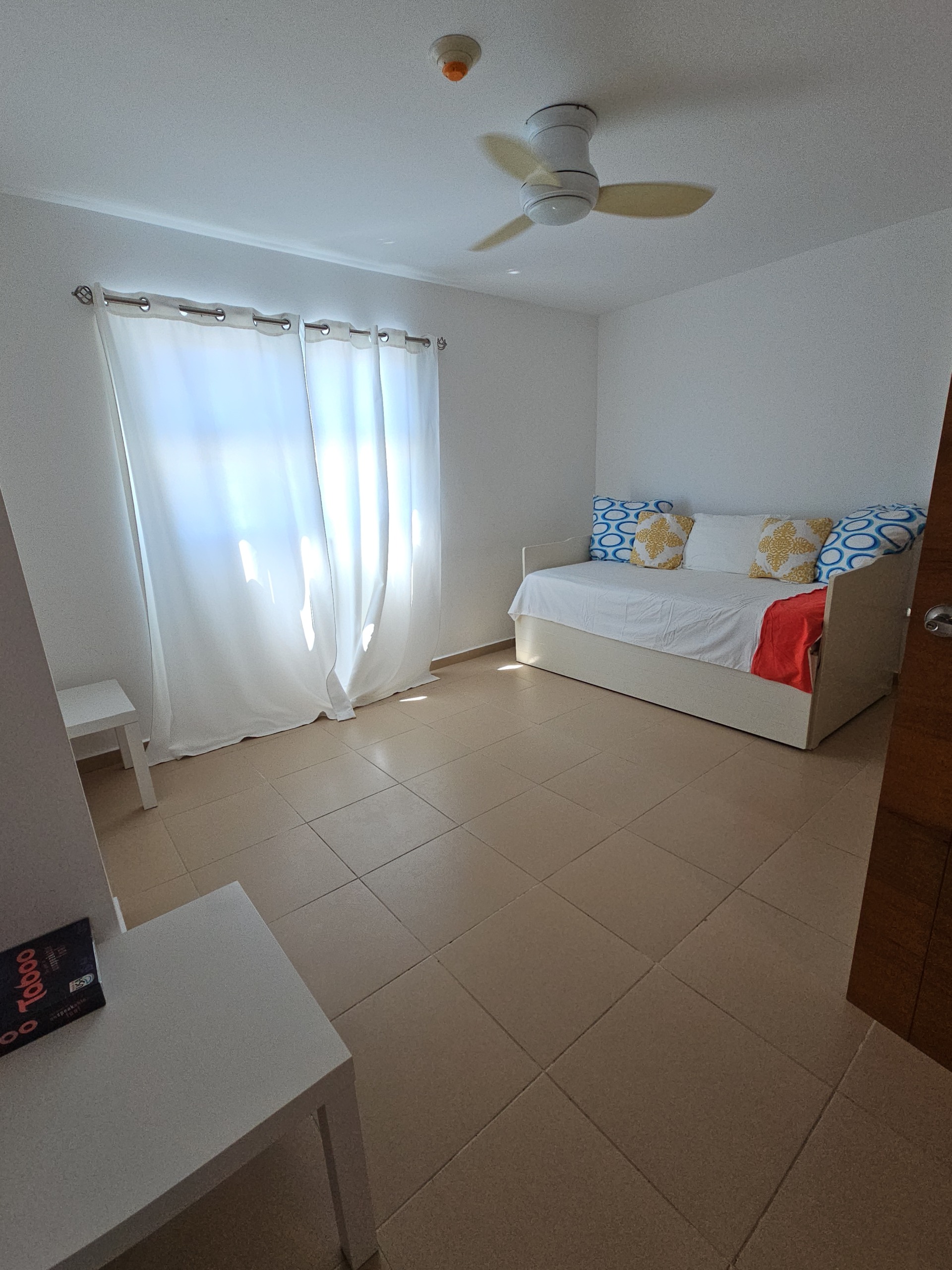Vendo Hermoso Apartamento en PRIMERA Línea de Playa  Juan Dolió en MAR Foto 7301113-9.jpg