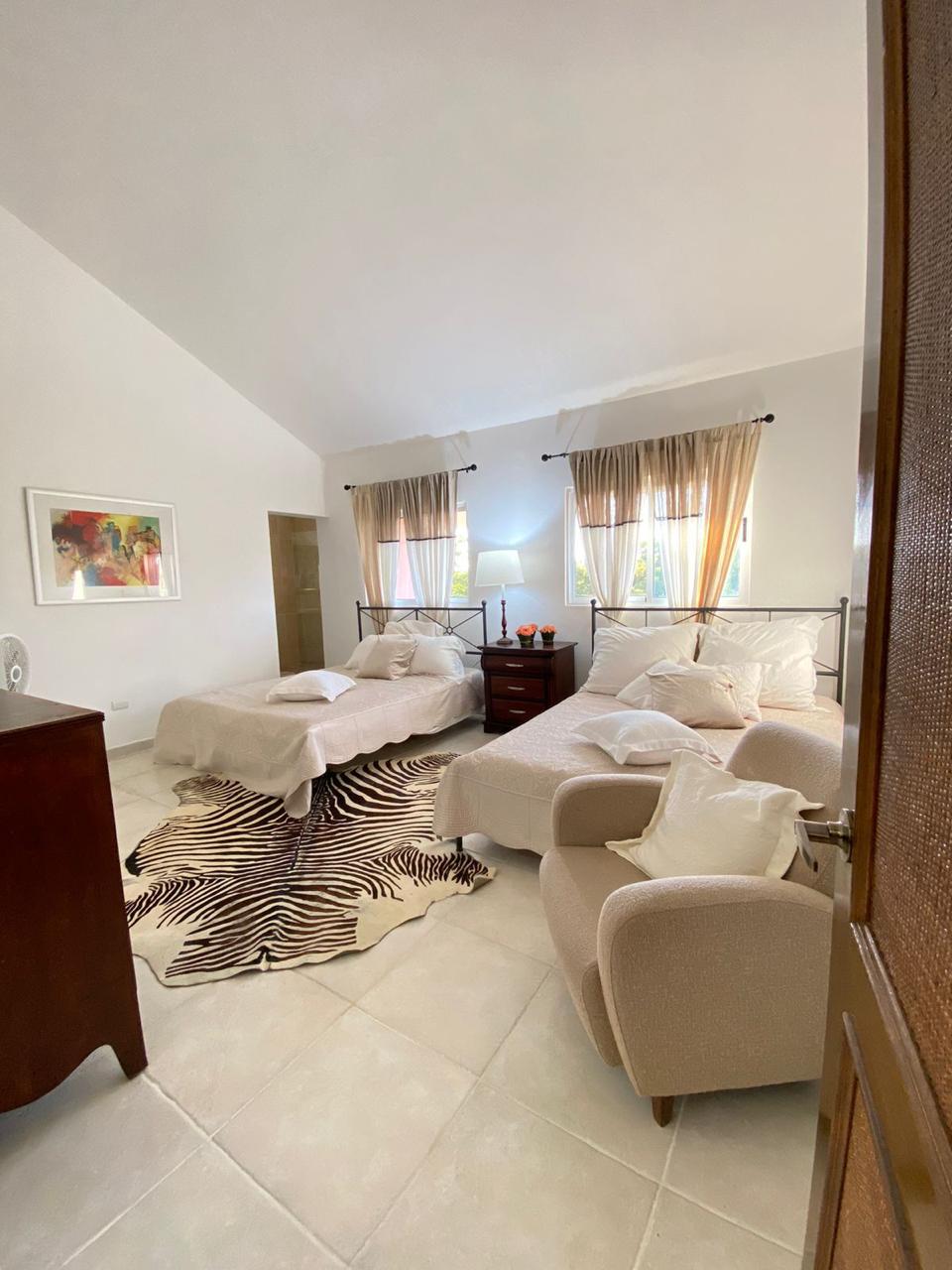 Vendo fabuloso apartamento Ubicado en Los Corales Guavaberry Golf  Cou Foto 7301120-13.jpg