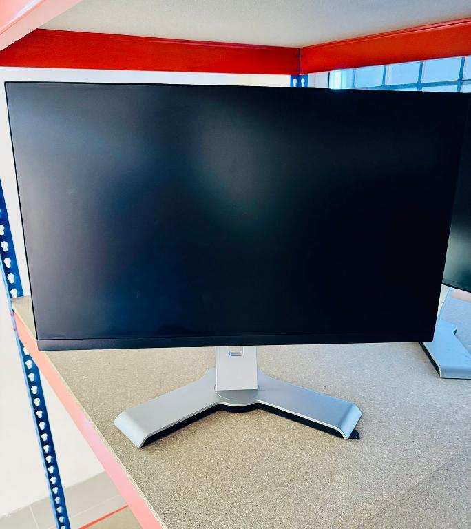 MONITOR DELL DELL 24  SIN BORDES   Foto 7301155-2.jpg
