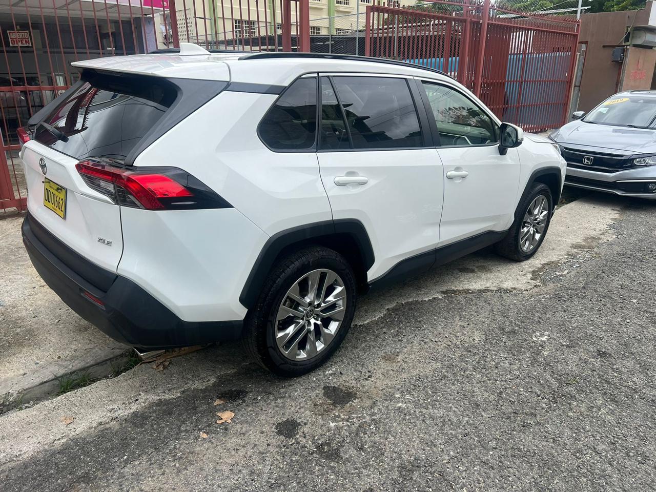 toyota rav4 2020 Foto 7302050-4.jpg