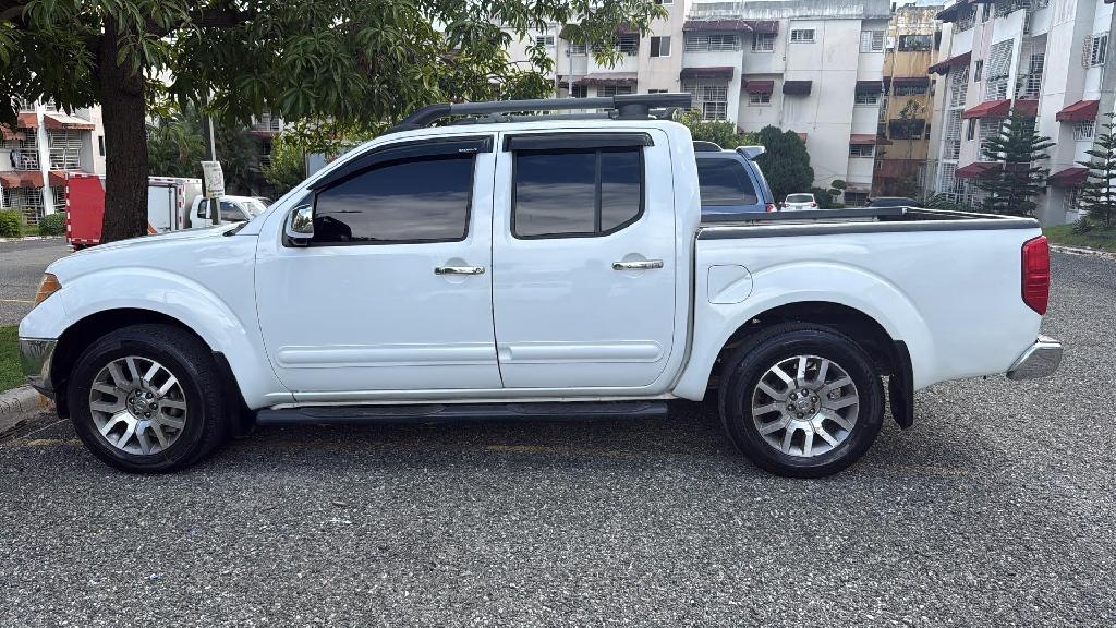 NISSAN FRONTIER 2012 Foto 7302307-1.jpg
