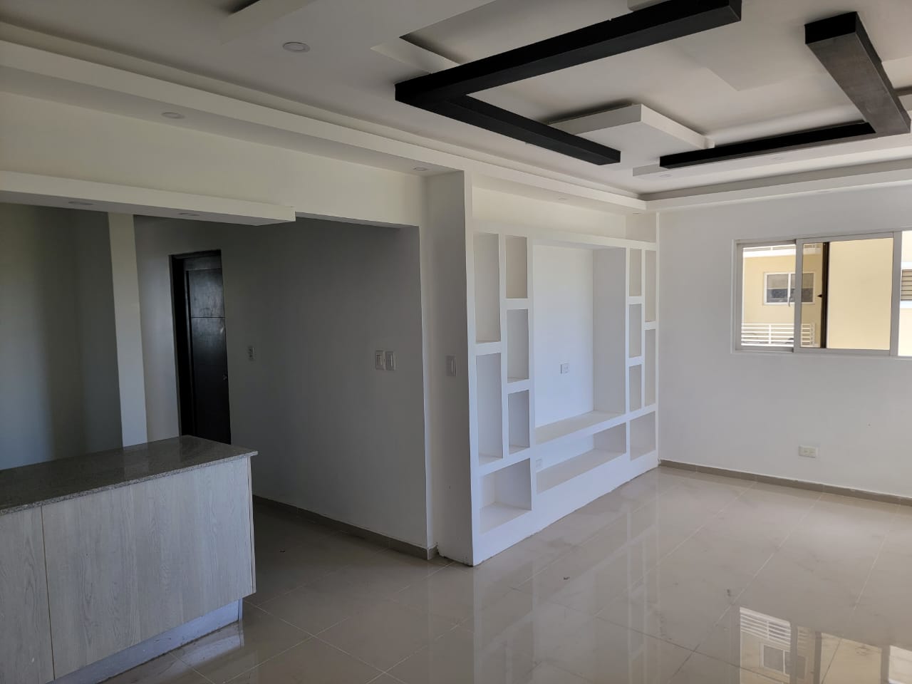 RENTO CONFORTABLE APART EN TORRE STO. DGO. ESTE. PISCINA Y AREAS SOCIA Foto 7302309-2.jpg