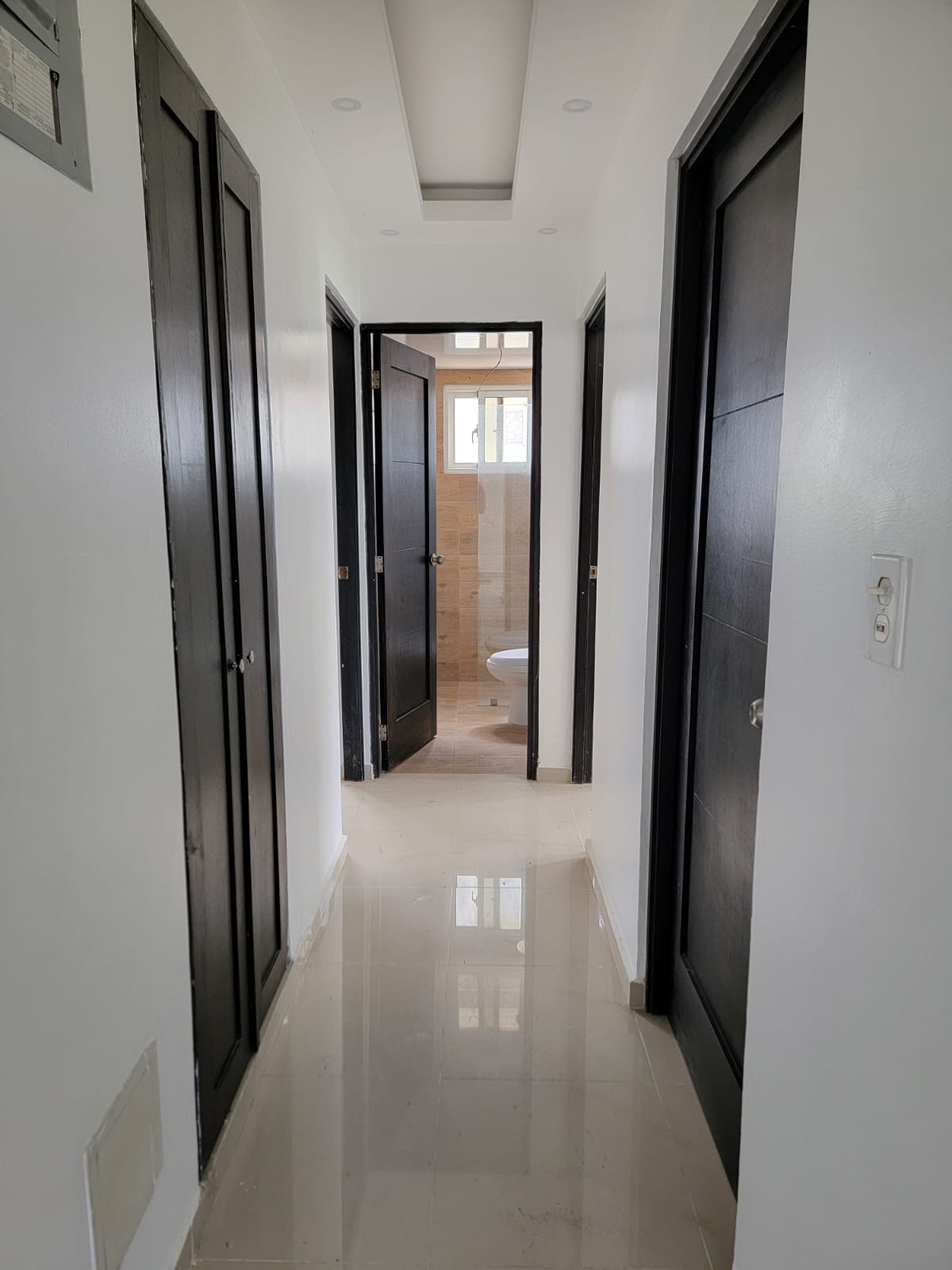 RENTO CONFORTABLE APART EN TORRE STO. DGO. ESTE. PISCINA Y AREAS SOCIA Foto 7302309-6.jpg