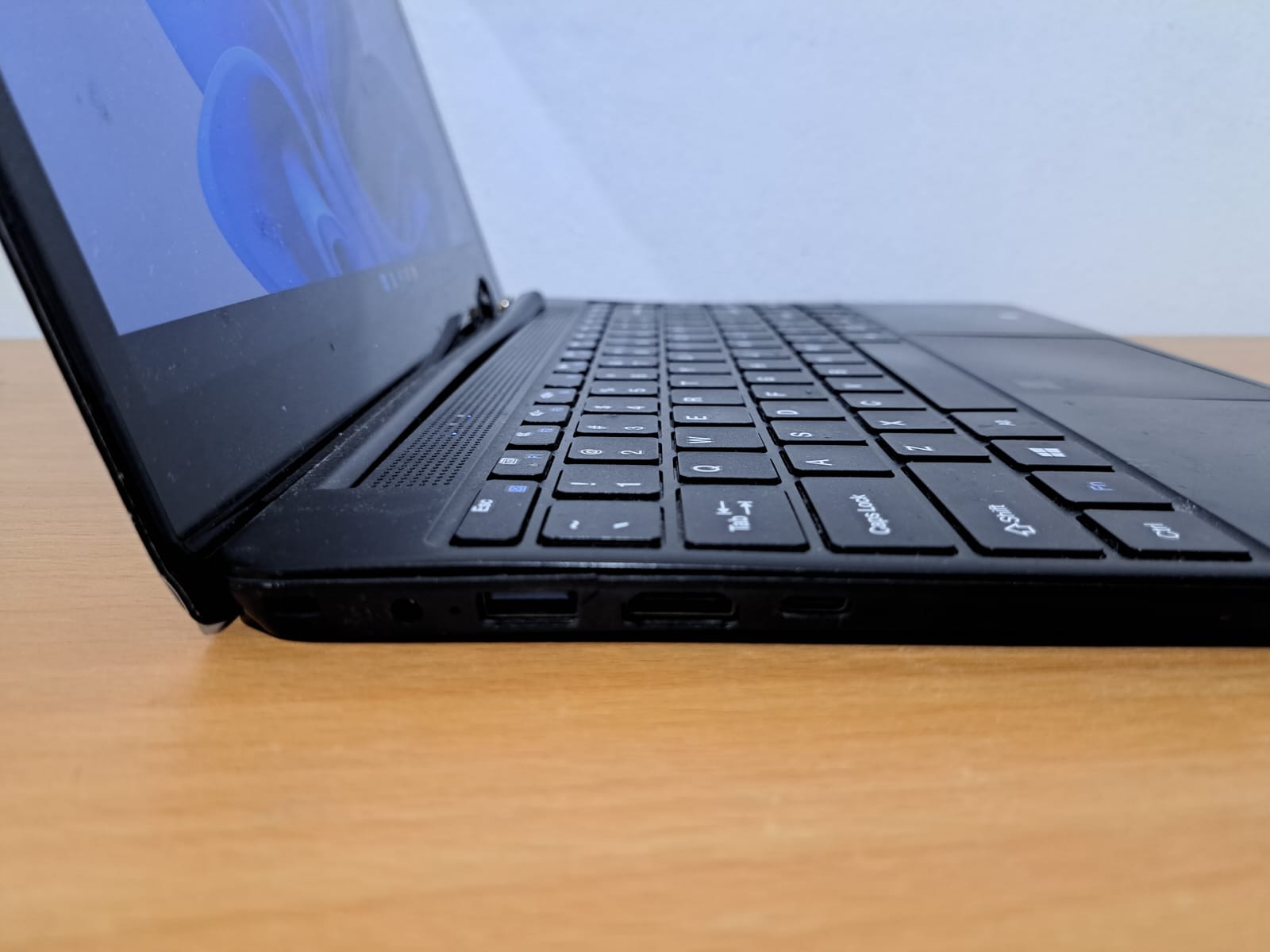  Laptop GWTN141-4 / Intel i5 10a generación / 16GB RAM DDR4 / 256GB SS Foto 7302318-8.jpg