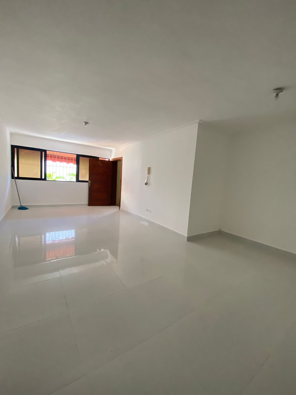 ALQUILO APTO REMODELADO EN BELLA VISTA SUR Foto 7302409-1.jpg