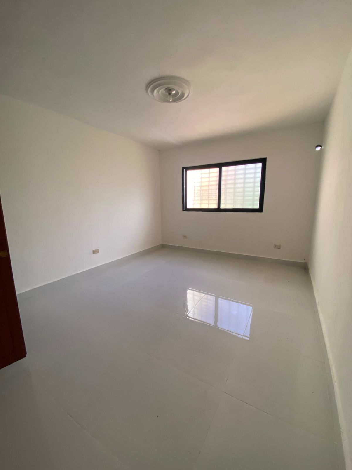 ALQUILO APTO REMODELADO EN BELLA VISTA SUR Foto 7302409-10.jpg