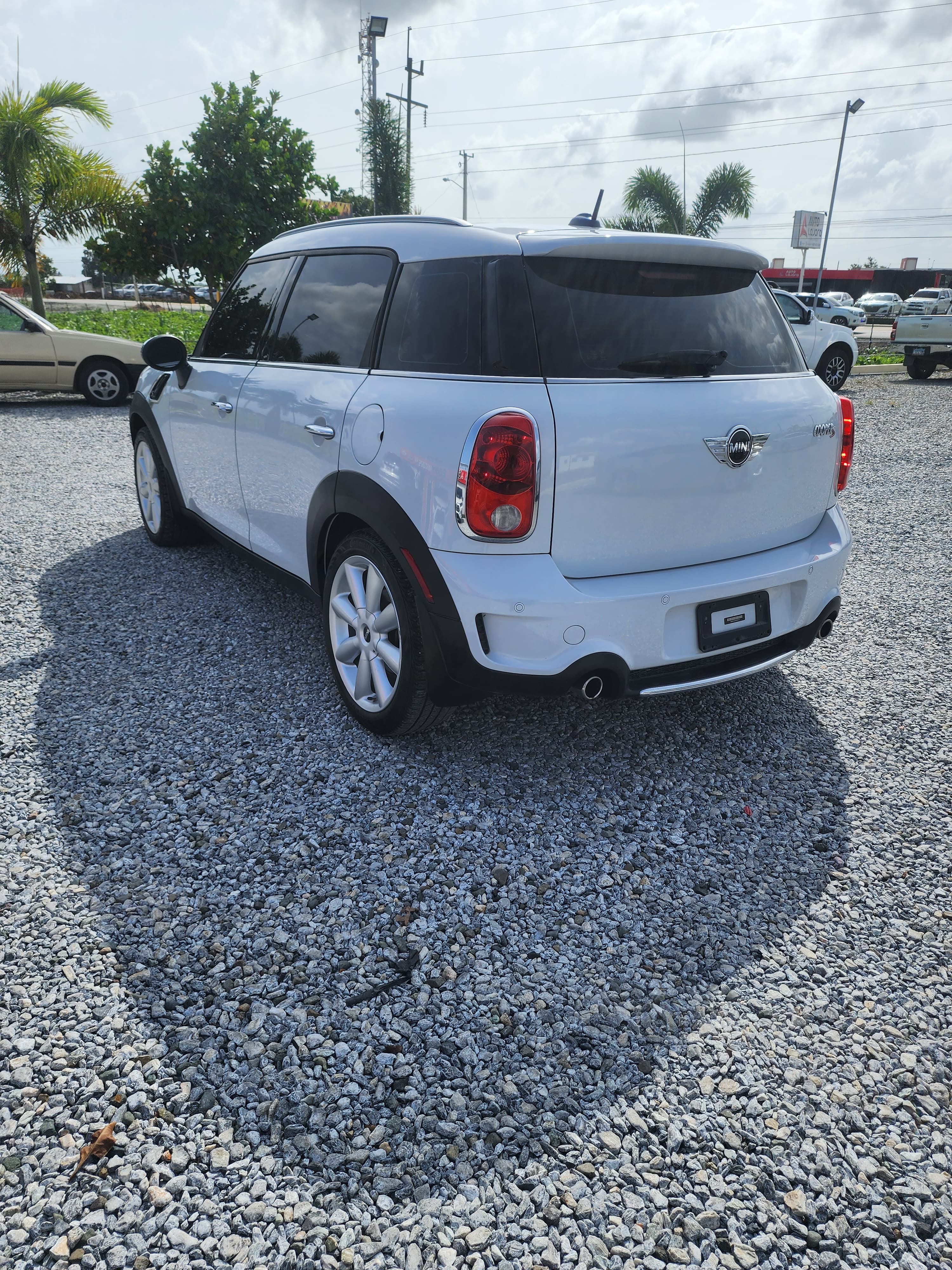 2015 Mini Cooper S Countryman ????INICIAL RD410 mil pesitos. Con solo  Foto 7302436-2.jpg