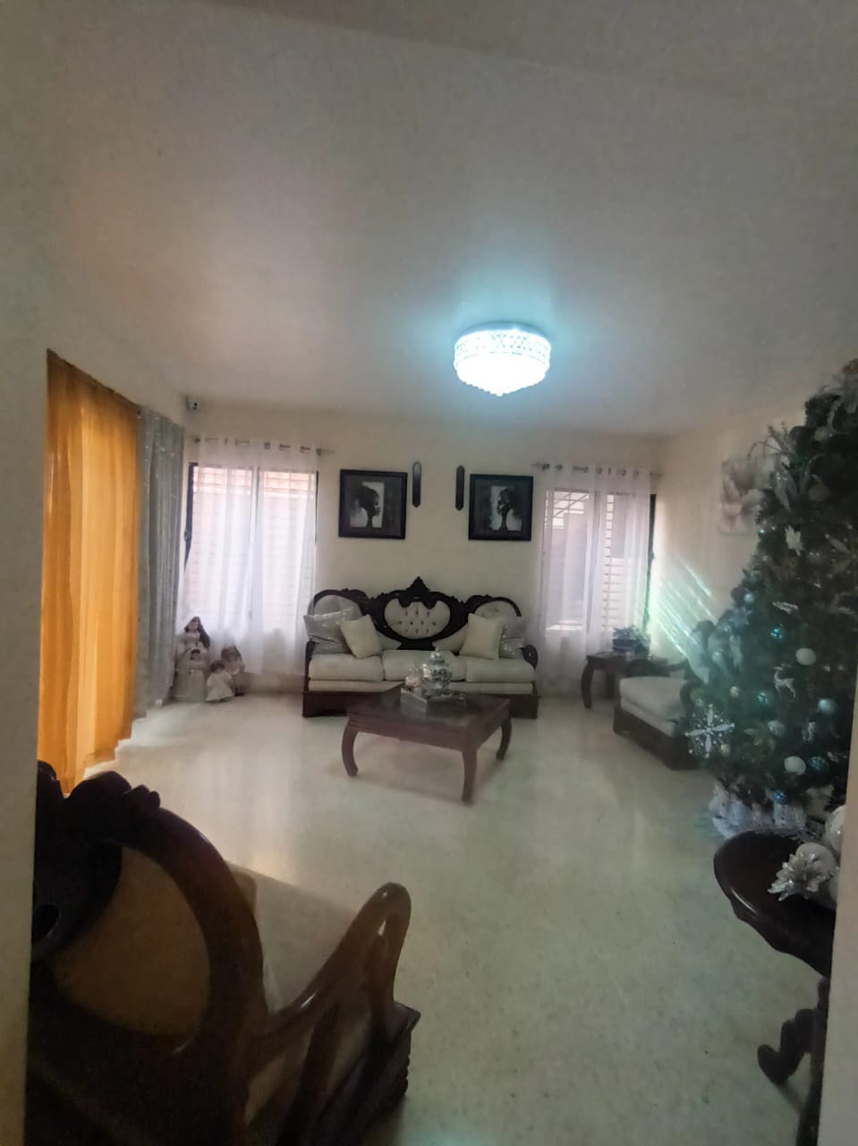 VENDO CASA DOS NIVELES URBANIZACIÓN BUENA VISTA II SANTO DOMINGO NORTE Foto 7302452-4.jpg
