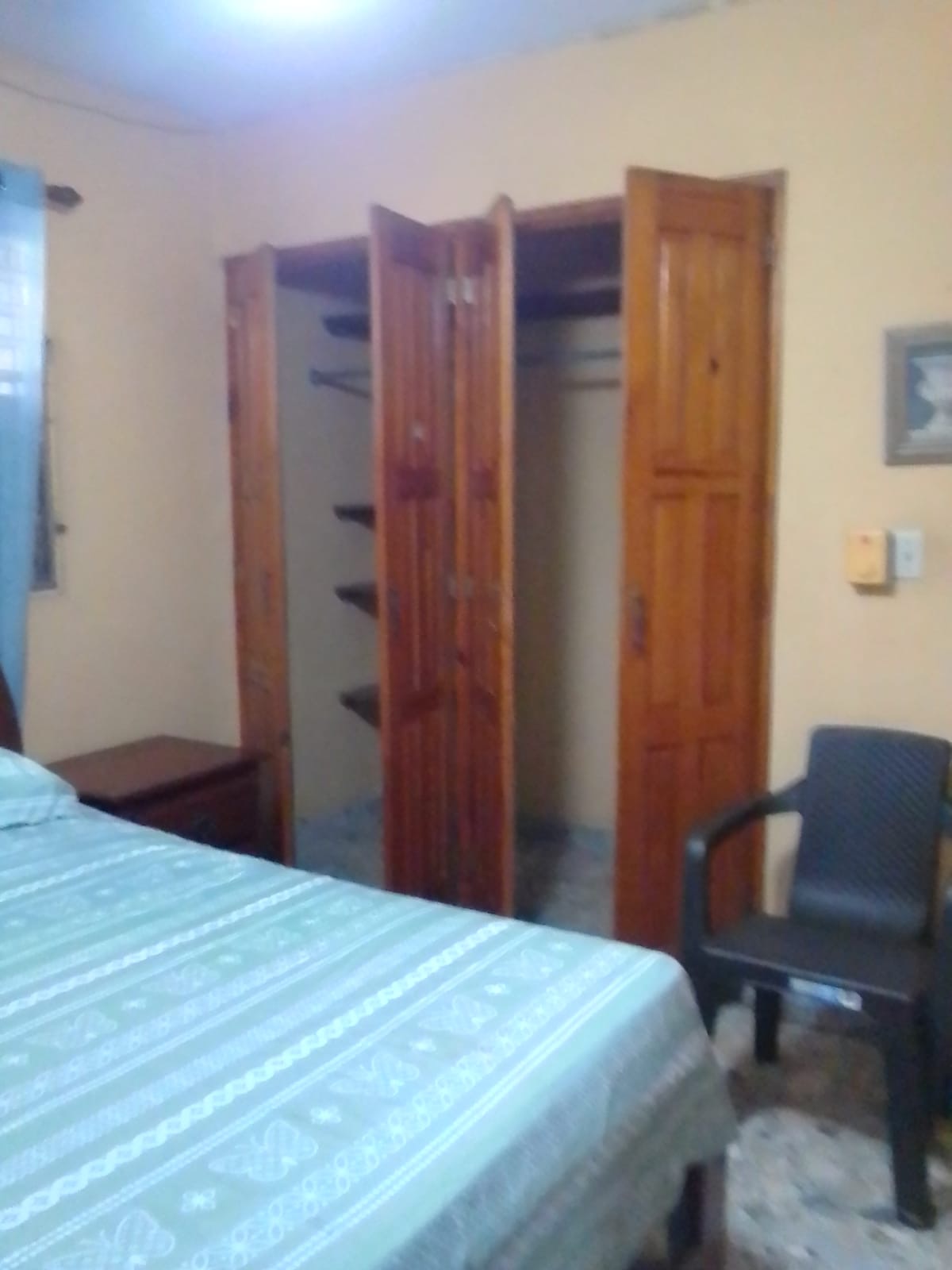 Alquilo habitacion amueblada  Foto 7302470-1.jpg