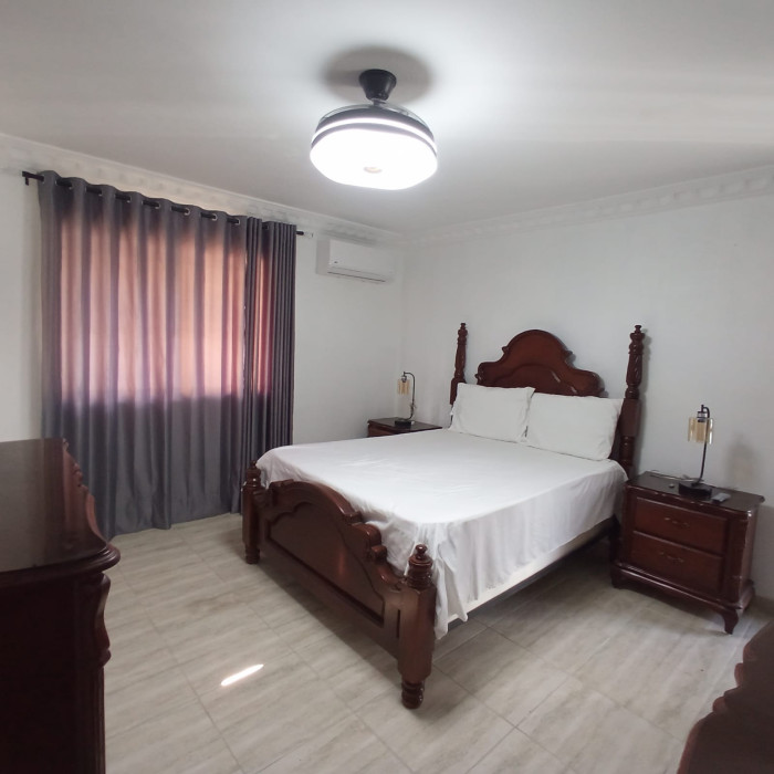 Casa Sola en Renta en Alma Rosa II Santo Domingo Este Foto 7302473-10.jpg