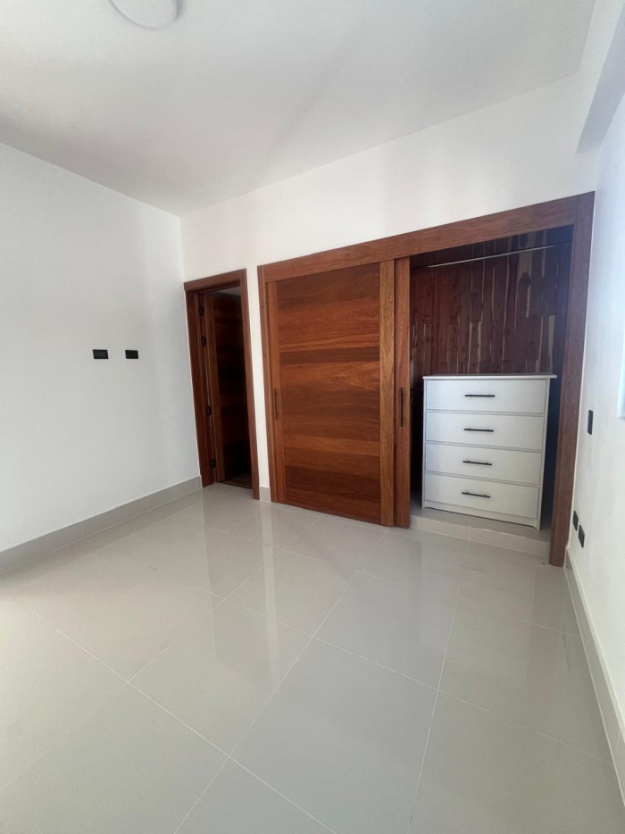 Apartamento en Venta y Renta en Serralles Santo Domingo Venta y Alquil Foto 7302476-14.jpg
