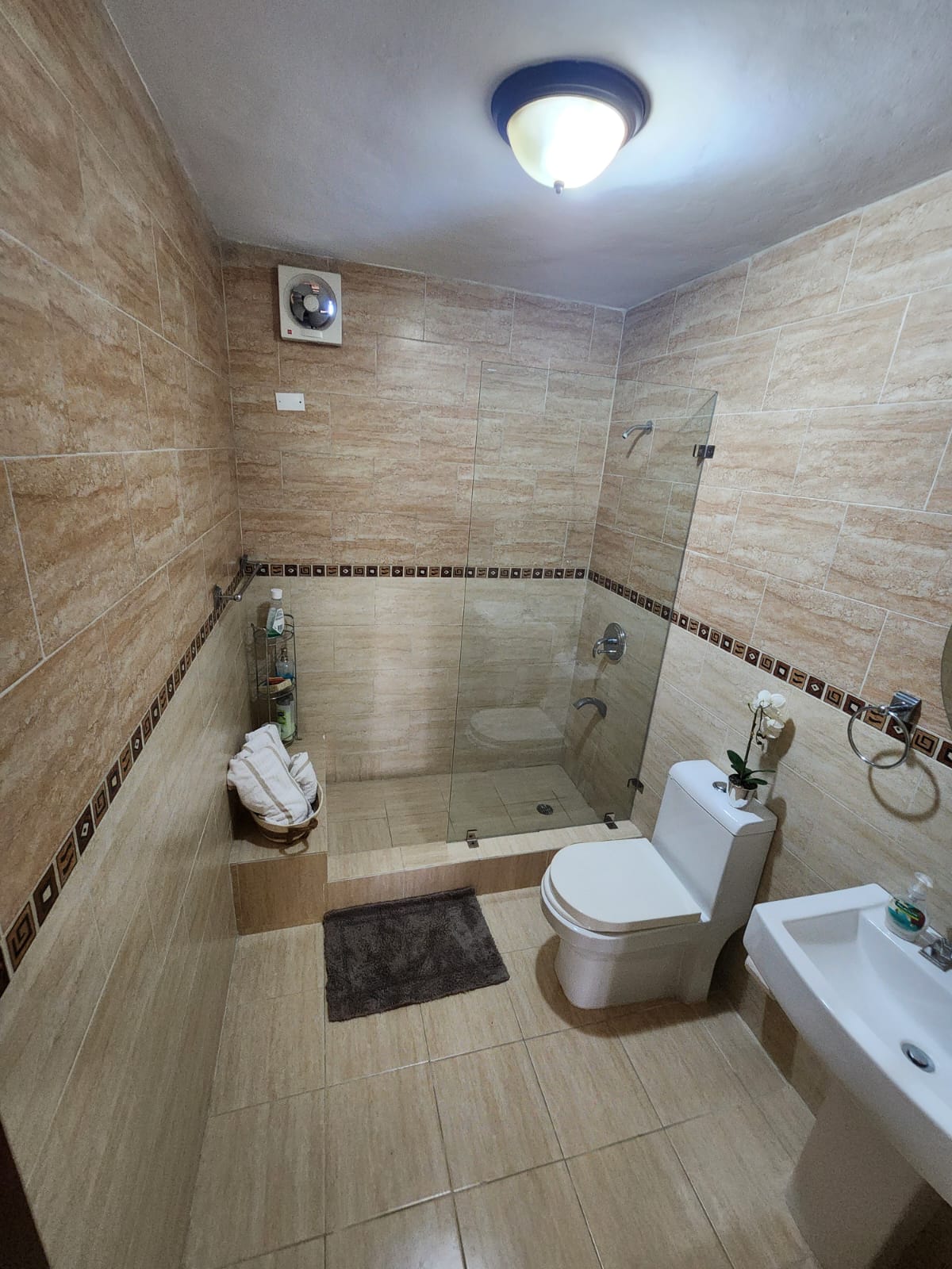 Residencia Exclusiva En Venta Bella Vista A Pocos Metros De Bella Vist Foto 7302479-8.jpg