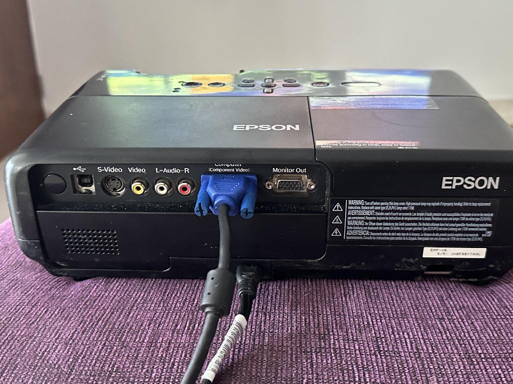 Proyector Epson Powerlite 77C en Jarabacoa Foto 7302499-5.jpg