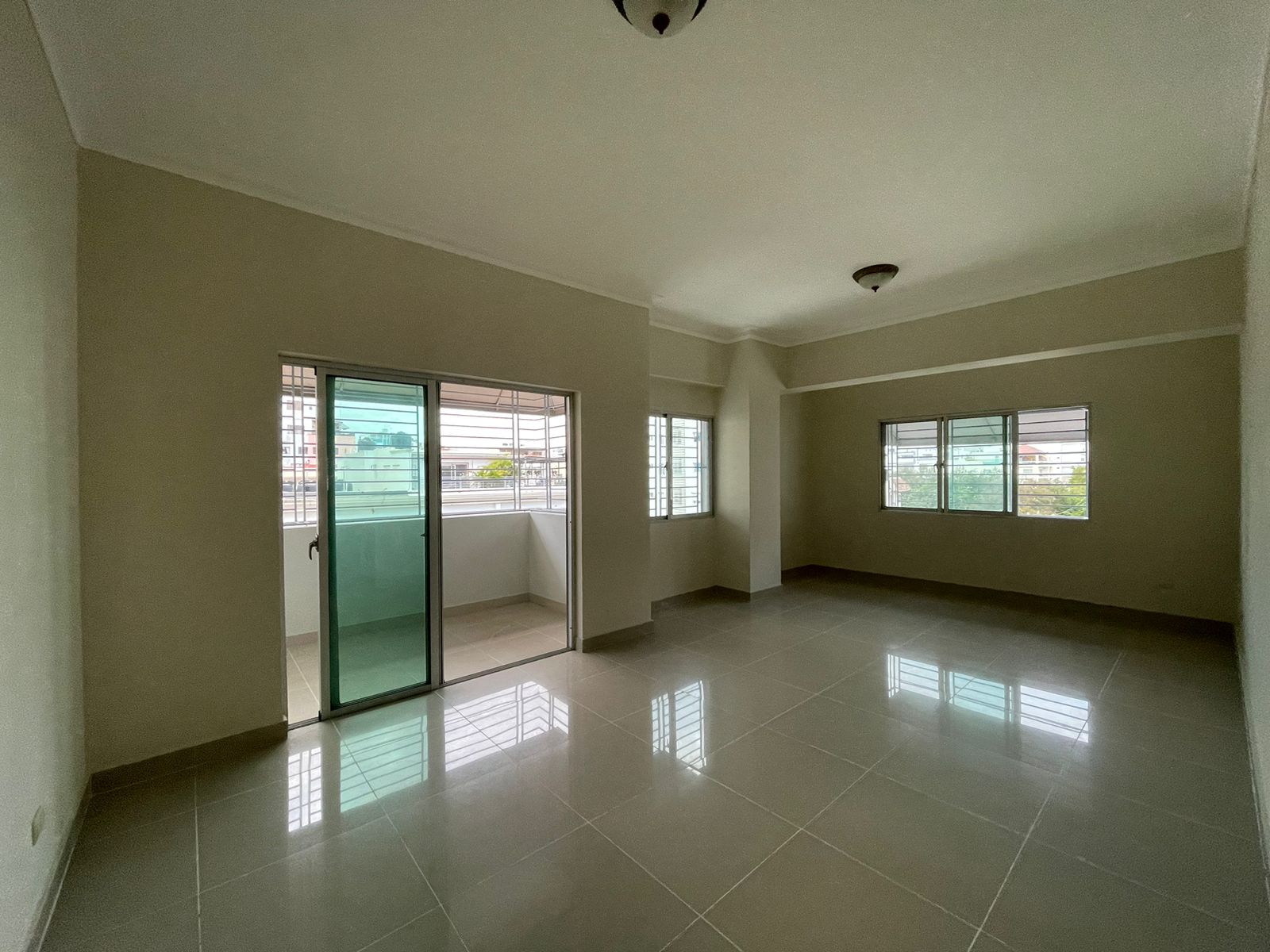 Apartamento en Mirador Sur amplio y moderno en zona exclusiva Foto 7302502-2.jpg