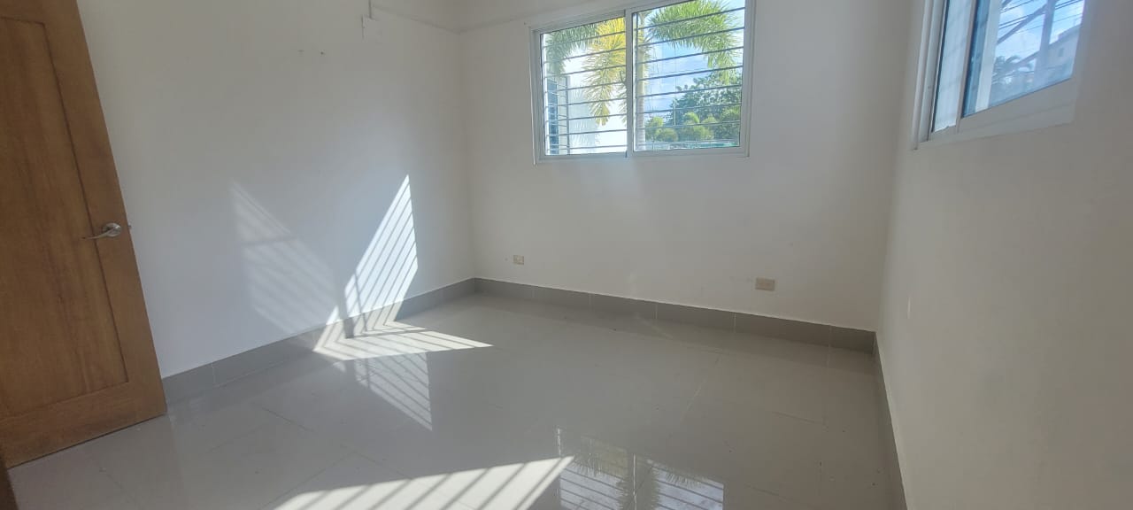???? APARTAMENTOS EN ALQUILER – Los Rieles de Gurabo Santiago Foto 7302531-4.jpg