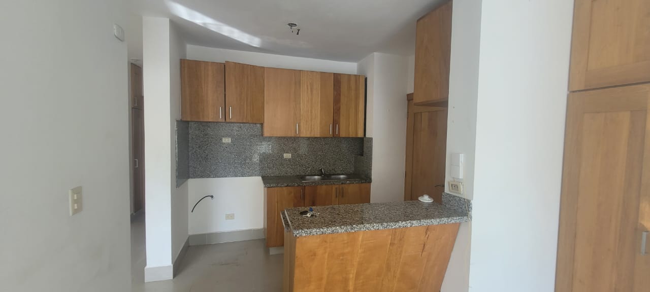 ???? APARTAMENTOS EN ALQUILER – Los Rieles de Gurabo Santiago Foto 7302531-5.jpg