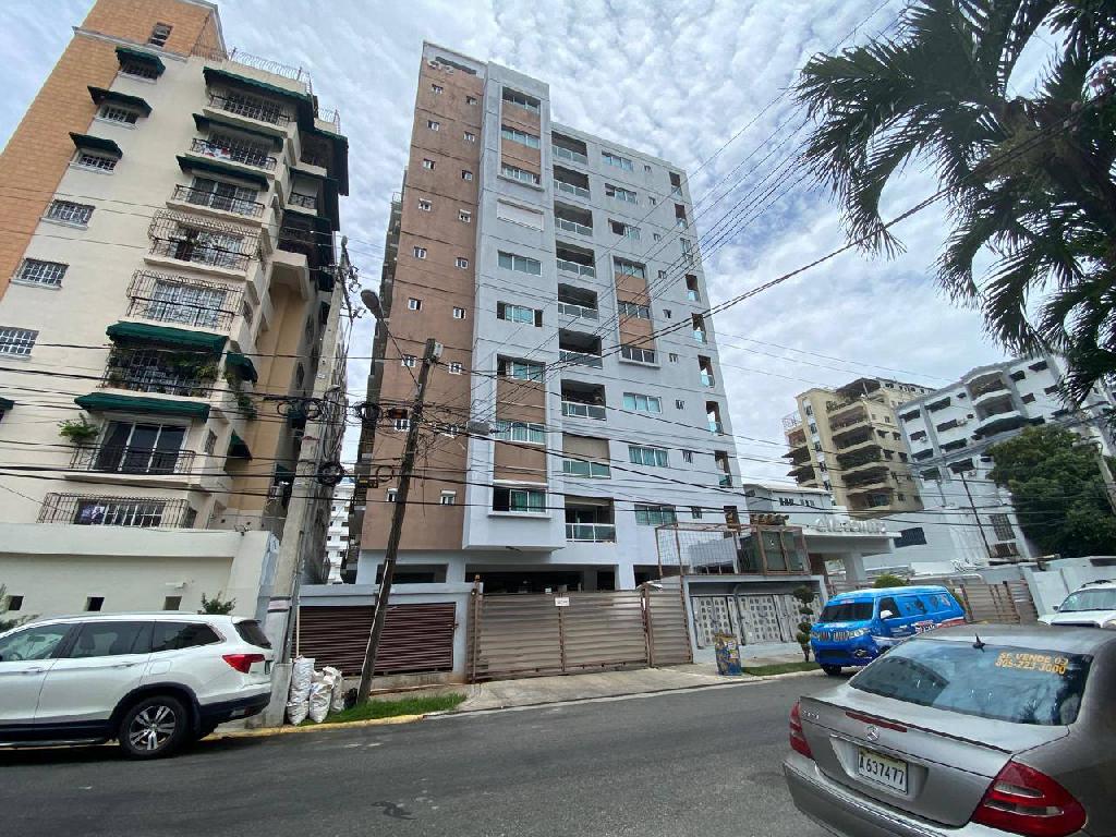 Apartamento en Evaristo Morales 2 habs 2.5 baños 2 parqs Foto 7302576-1.jpg